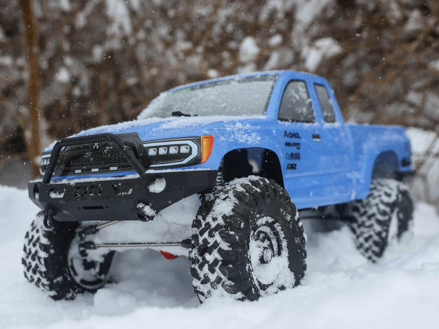 1/10 SCX10 III Base Camp 4WD Rock Crawler Brushed RTR, Blue