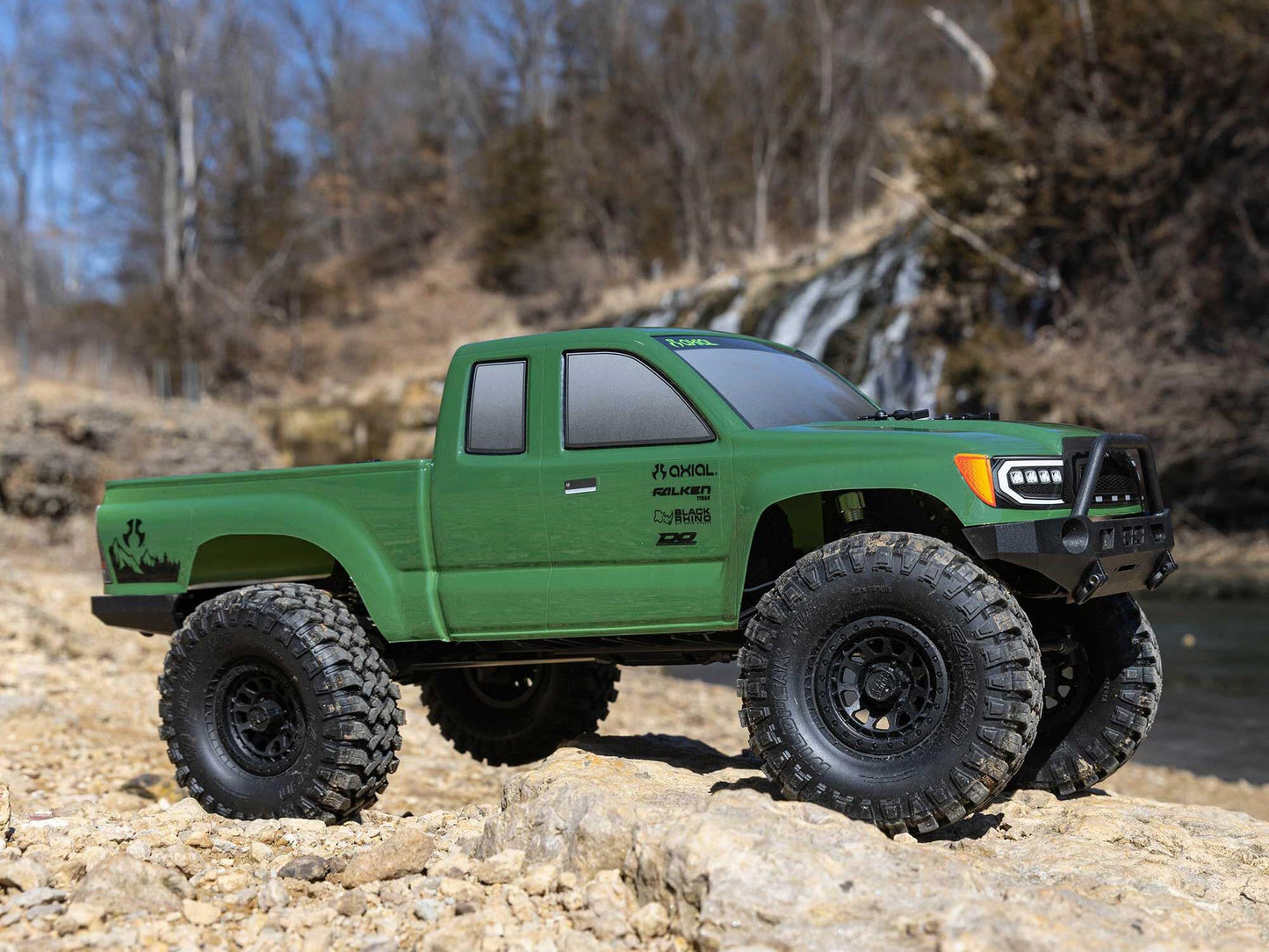 1/10 SCX10 III Base Camp 4WD Rock Crawler Brushed RTR, Green